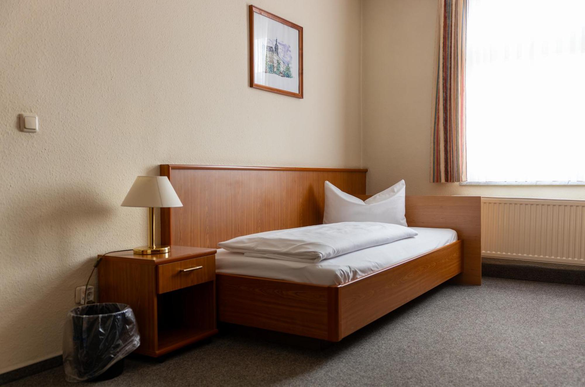 Hotel Anker Saalfeld Saale Εξωτερικό φωτογραφία