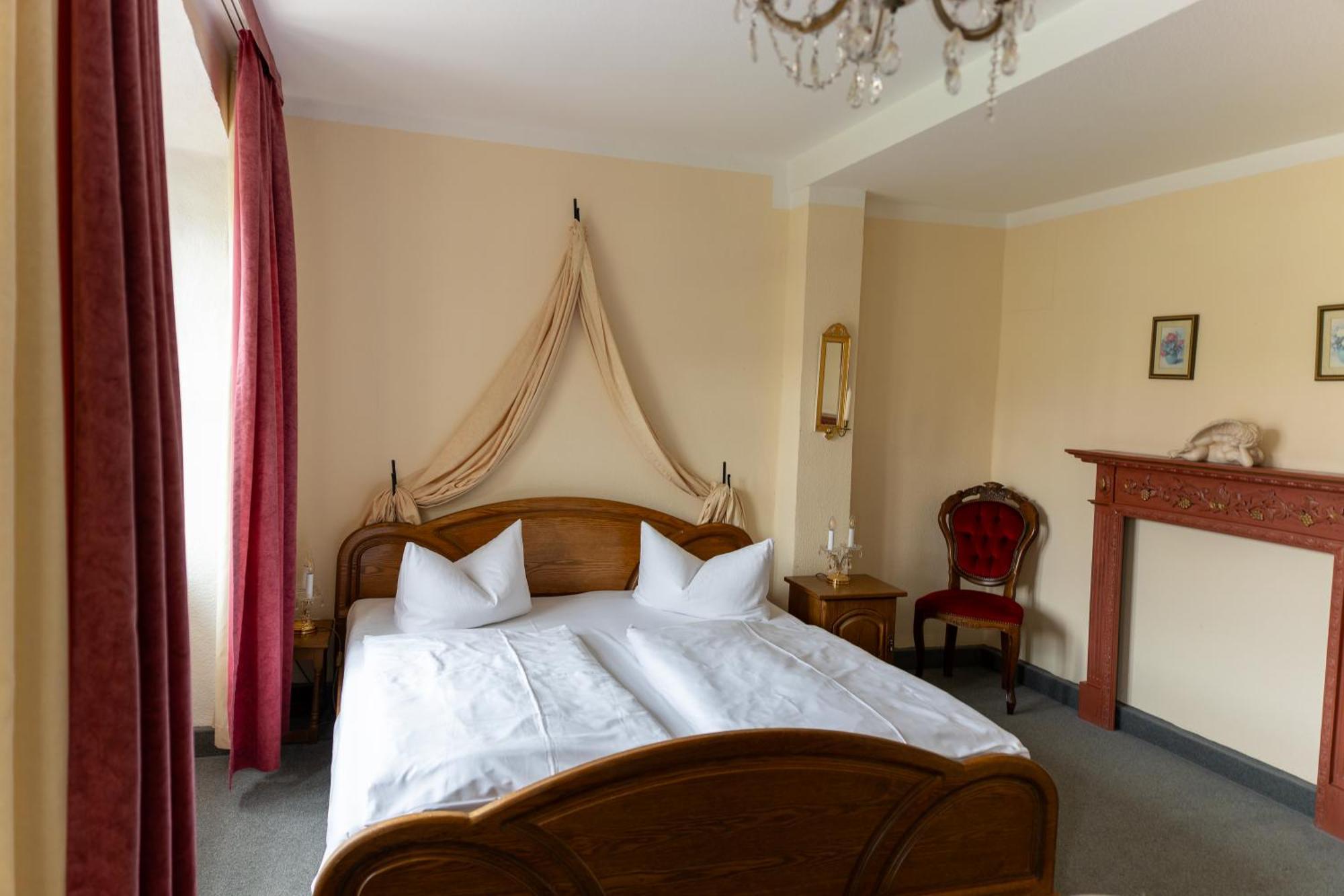 Hotel Anker Saalfeld Saale Εξωτερικό φωτογραφία