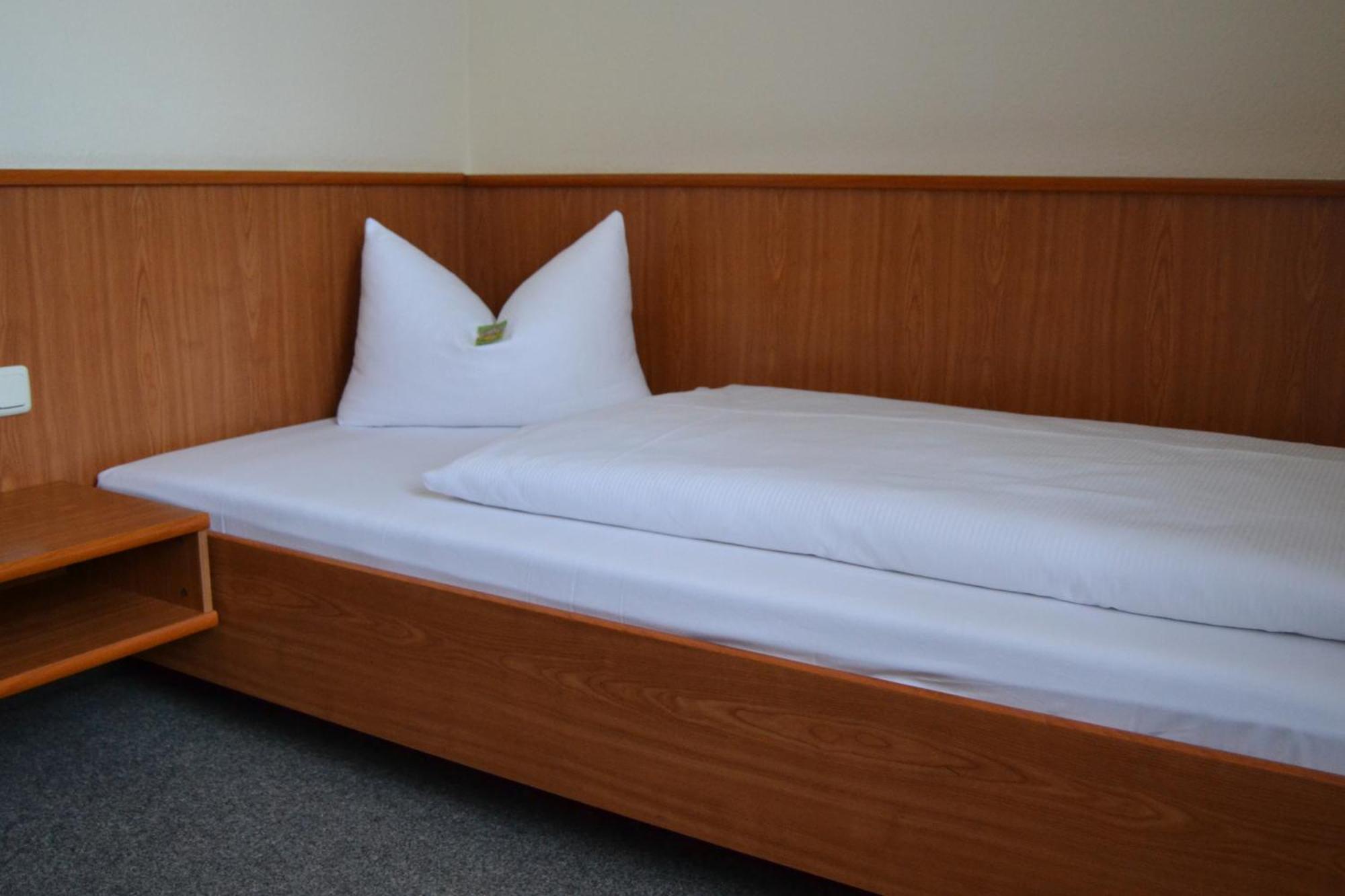 Hotel Anker Saalfeld Saale Δωμάτιο φωτογραφία